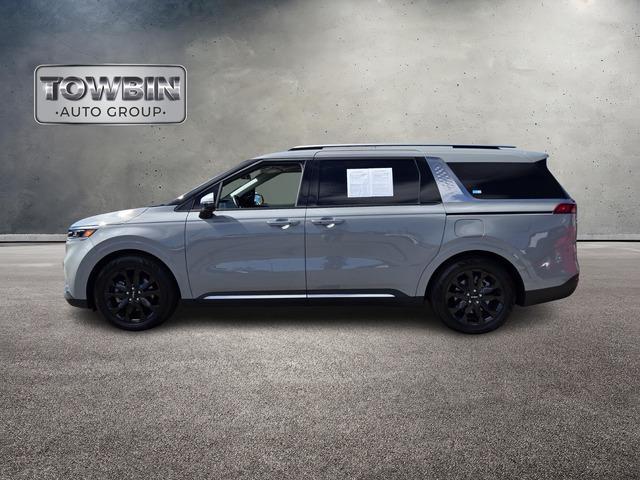 used 2024 Kia Carnival car, priced at $44,990