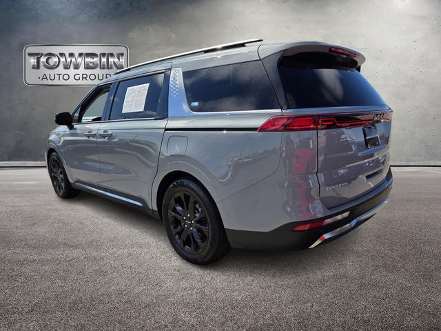 used 2024 Kia Carnival car, priced at $44,990