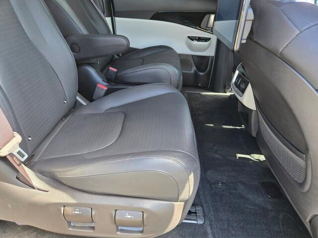 used 2024 Kia Carnival car, priced at $44,990