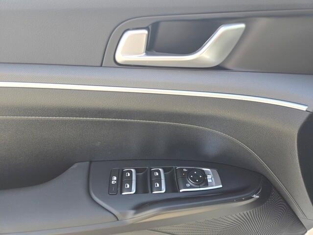 new 2025 Kia K5 car, priced at $28,609