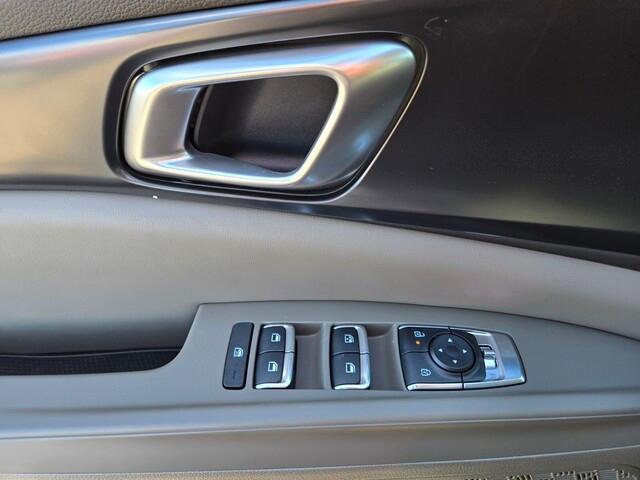 new 2025 Kia Carnival car, priced at $37,185