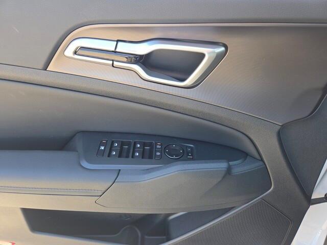 new 2026 Kia Sportage car, priced at $32,221