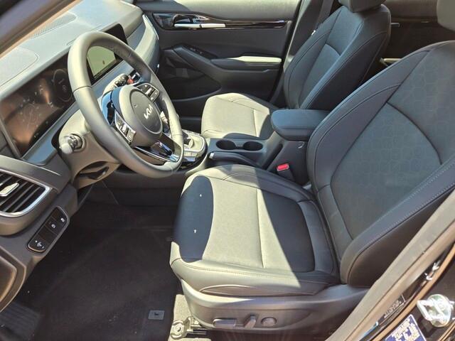 new 2025 Kia Seltos car, priced at $25,870