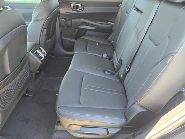 new 2025 Kia Sorento car, priced at $35,263