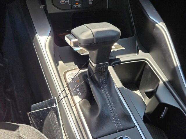 new 2025 Kia Sorento car, priced at $31,126