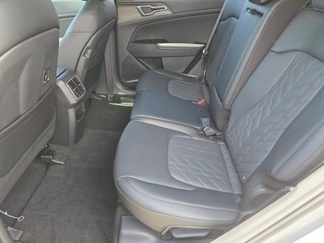 new 2025 Kia Sportage car, priced at $32,558