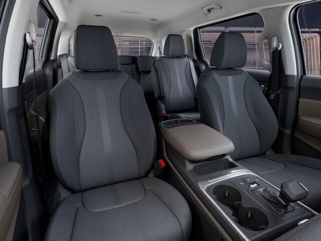 new 2025 Kia Carnival car, priced at $37,423