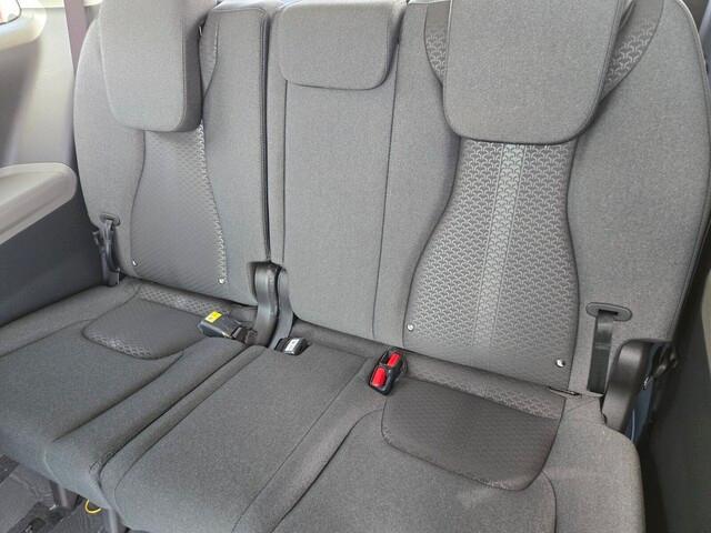 new 2025 Kia Carnival car, priced at $37,423