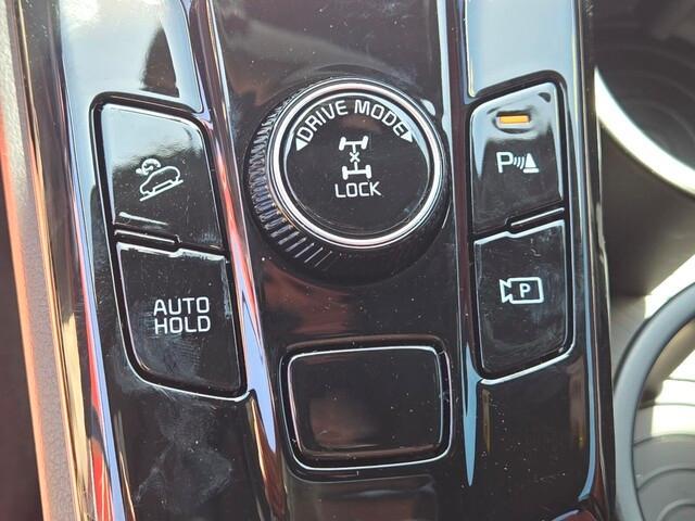 new 2025 Kia Sportage Hybrid car, priced at $38,782