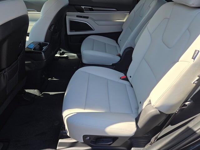 new 2025 Kia Telluride car, priced at $42,385
