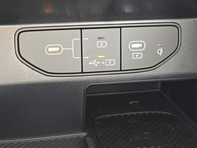 new 2025 Kia Sorento car, priced at $37,750