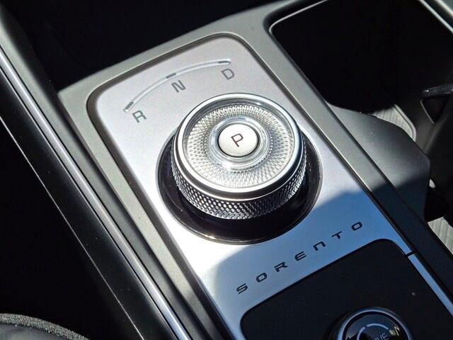new 2025 Kia Sorento Hybrid car, priced at $37,003