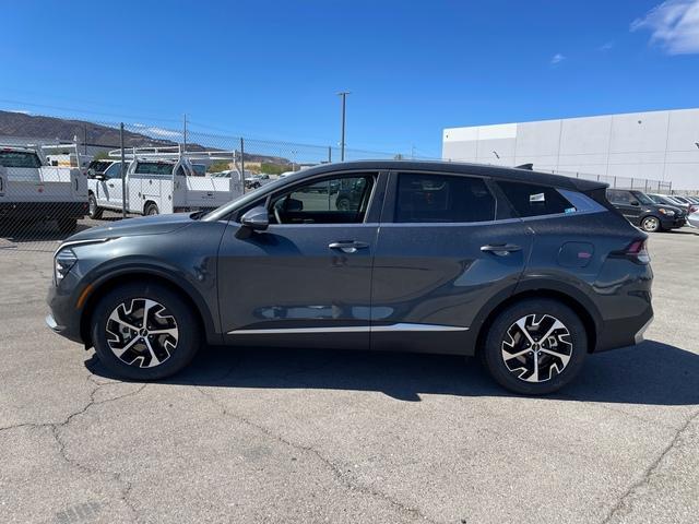 new 2025 Kia Sportage car, priced at $29,986