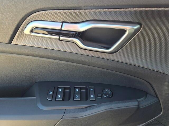 new 2025 Kia Sportage Hybrid car, priced at $28,921