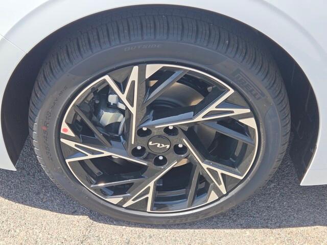 new 2025 Kia K5 car, priced at $30,564