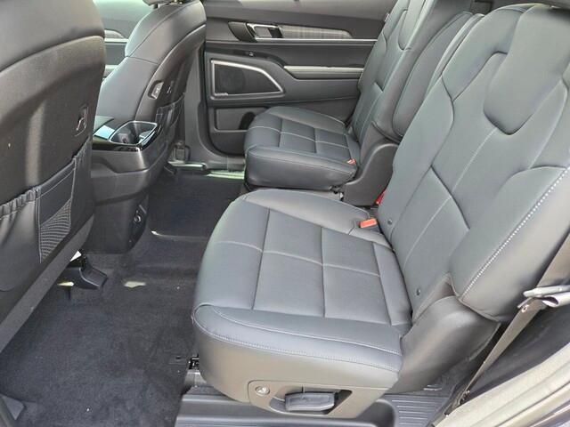 new 2025 Kia Telluride car, priced at $45,832