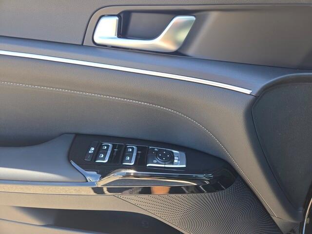 new 2025 Kia K5 car, priced at $28,107