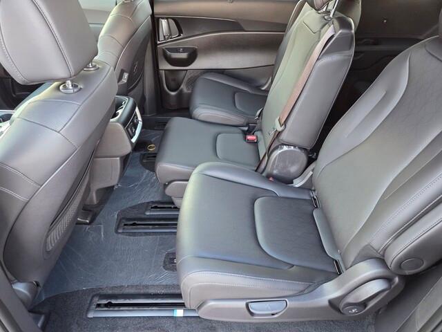 new 2026 Kia Carnival Hybrid car, priced at $49,144