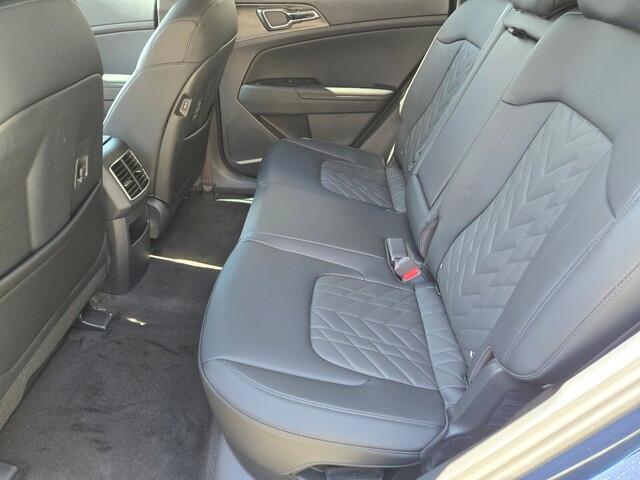 new 2025 Kia Sportage Plug-In Hybrid car, priced at $40,310