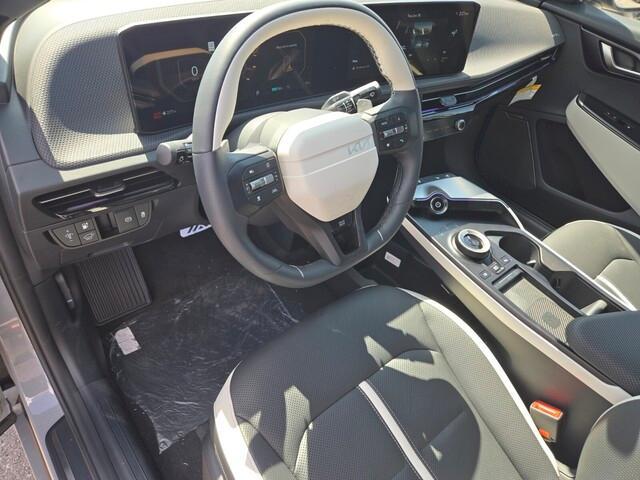 new 2025 Kia EV6 car, priced at $52,273