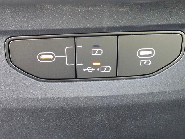 new 2025 Kia EV6 car, priced at $52,273