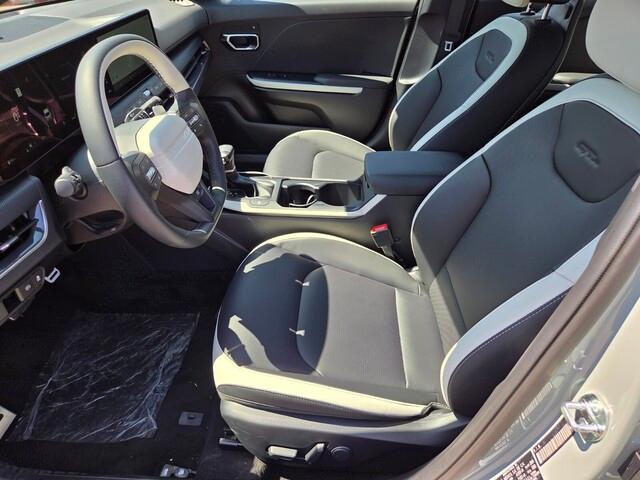 new 2025 Kia K4 car, priced at $27,826