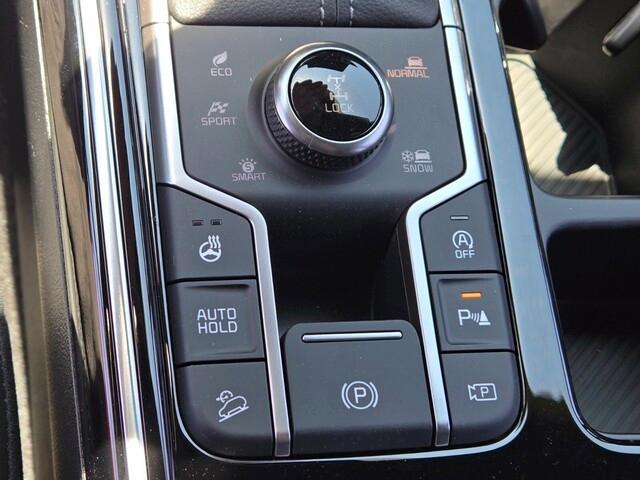 new 2025 Kia Sorento car, priced at $44,810