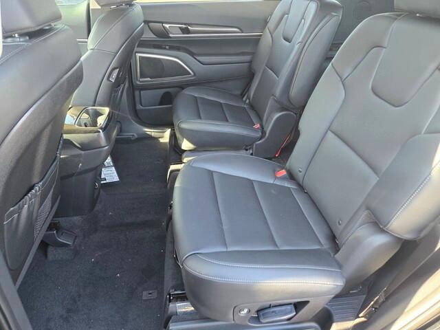 new 2025 Kia Telluride car, priced at $40,902