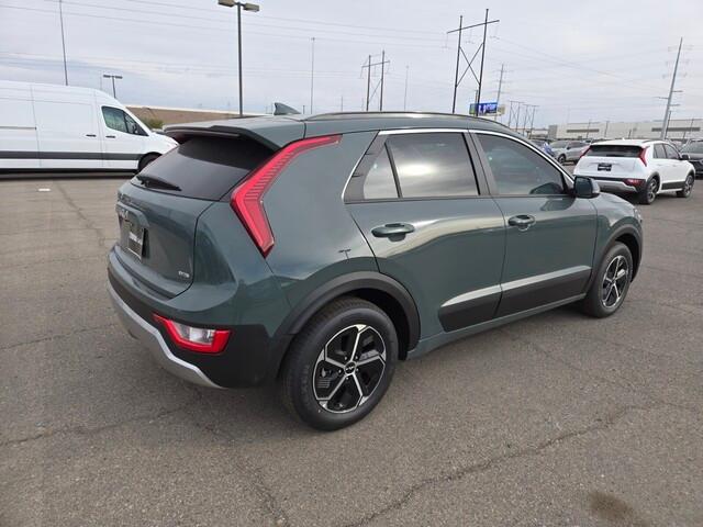 new 2025 Kia Niro car, priced at $30,413