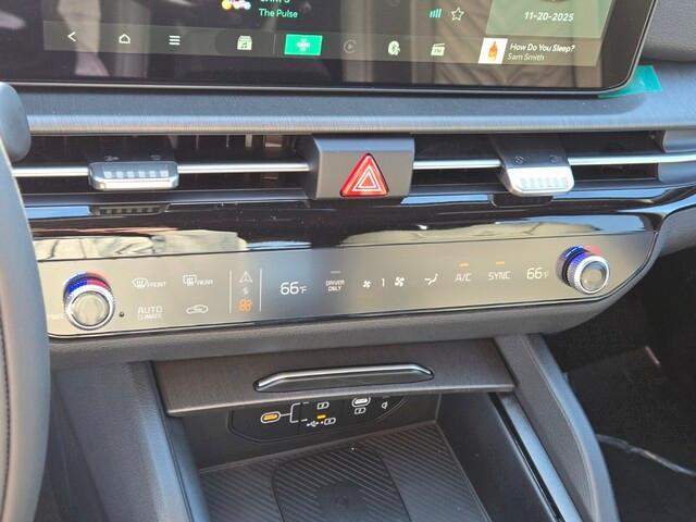 new 2026 Kia Sportage Hybrid car, priced at $35,348