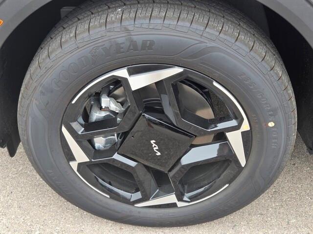 new 2026 Kia Sportage Hybrid car, priced at $35,304