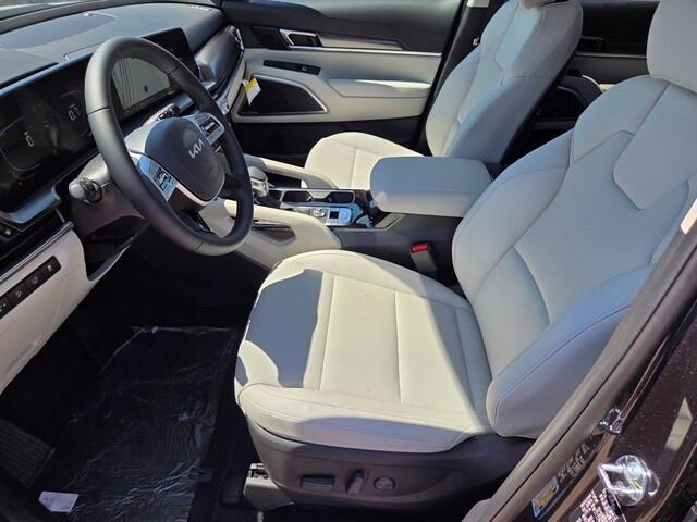 new 2025 Kia Telluride car, priced at $40,415