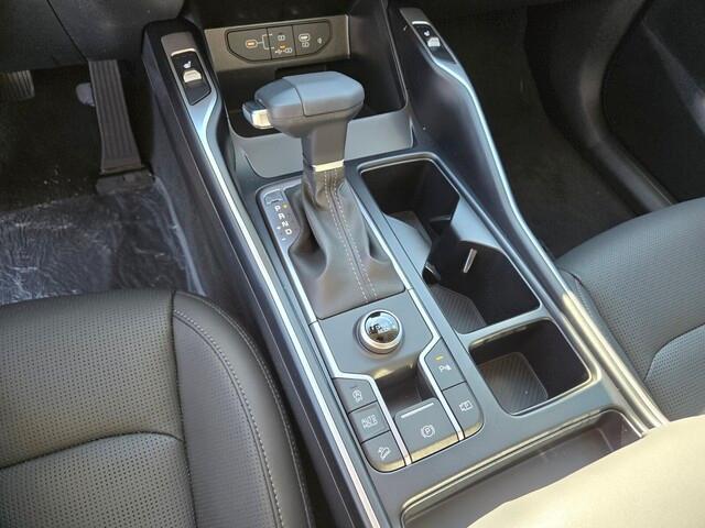 new 2025 Kia Sorento car, priced at $36,243