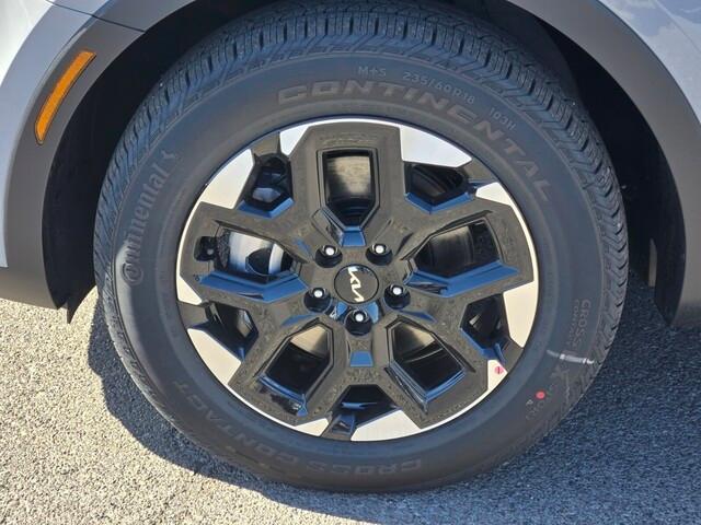 new 2025 Kia Sorento car, priced at $36,243