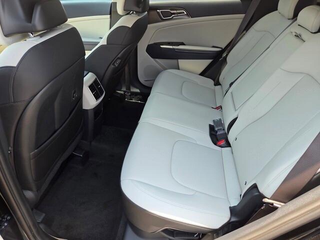 new 2025 Kia Sportage Hybrid car, priced at $32,324