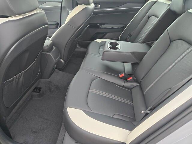 new 2025 Kia K5 car, priced at $30,564