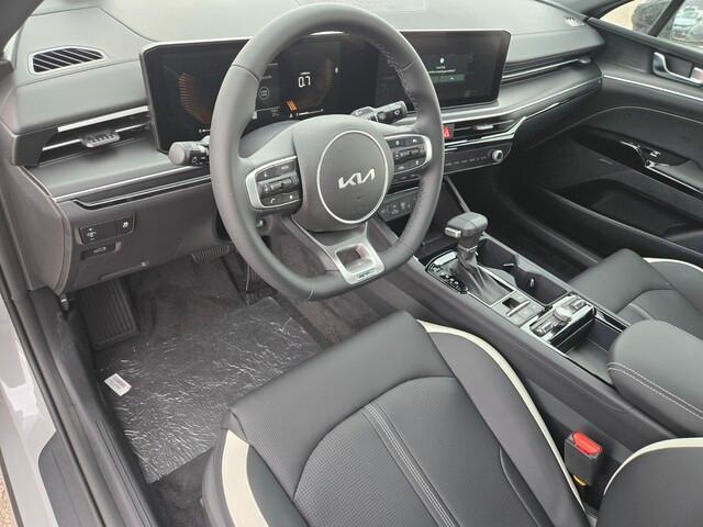 new 2025 Kia K5 car, priced at $30,564