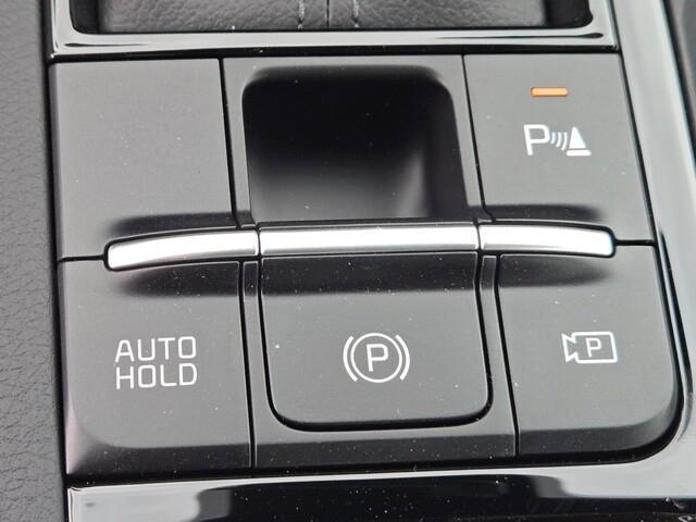 new 2025 Kia K5 car, priced at $30,564