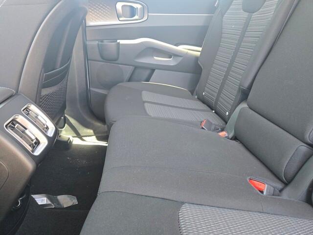 new 2025 Kia Sorento car, priced at $32,113