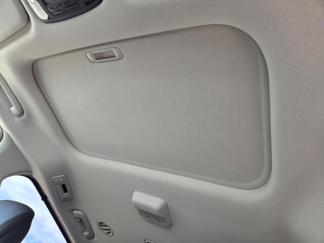 new 2026 Kia Carnival Hybrid car, priced at $48,374