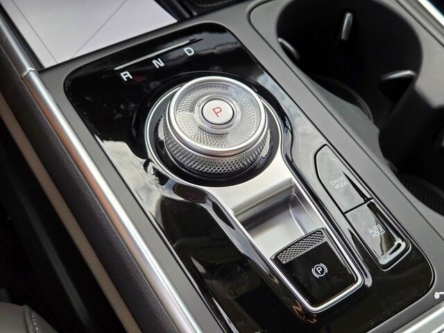 new 2026 Kia Carnival Hybrid car, priced at $48,374