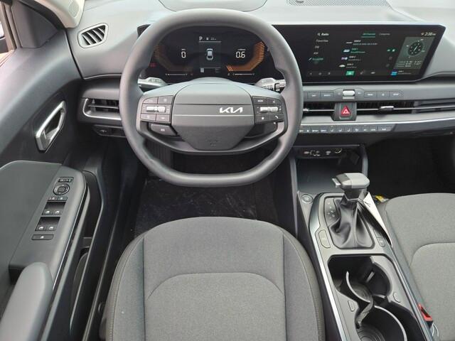 new 2025 Kia K4 car, priced at $23,303