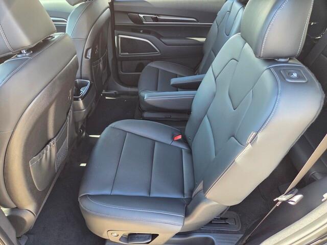 new 2025 Kia Telluride car, priced at $40,961