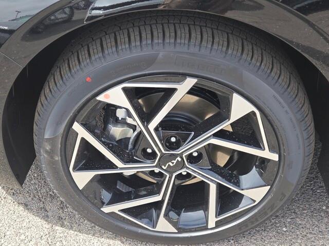 new 2025 Kia K5 car, priced at $34,259