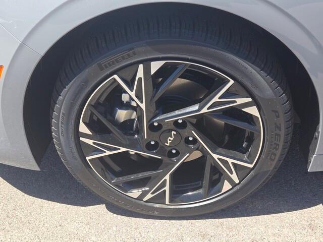 new 2025 Kia K5 car, priced at $32,613