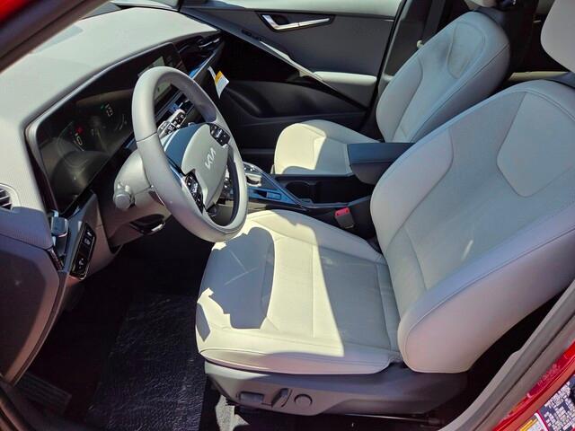new 2025 Kia Niro car, priced at $29,833
