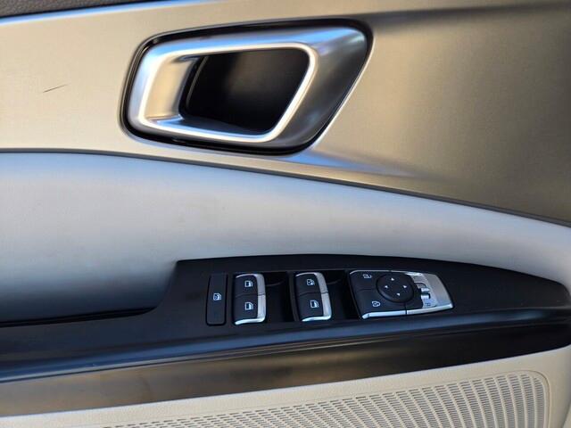 used 2022 Kia Carnival car, priced at $35,990