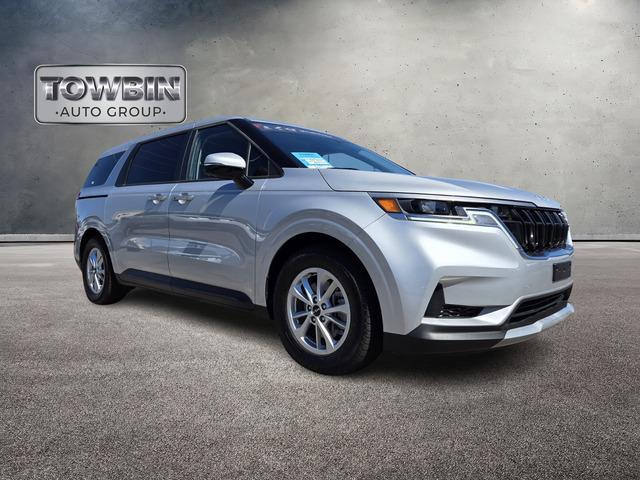 used 2022 Kia Carnival car, priced at $35,990