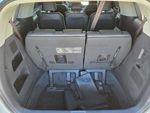 used 2022 Kia Carnival car, priced at $35,990