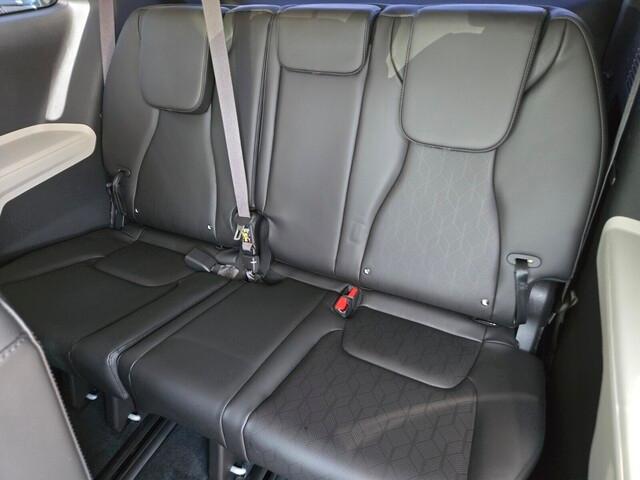 used 2022 Kia Carnival car, priced at $35,990